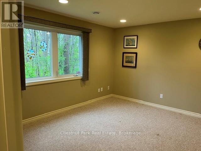 156 Harbour Beach Drive, Meaford, Ontario  N4L 1W5 - Photo 28 - X12908266