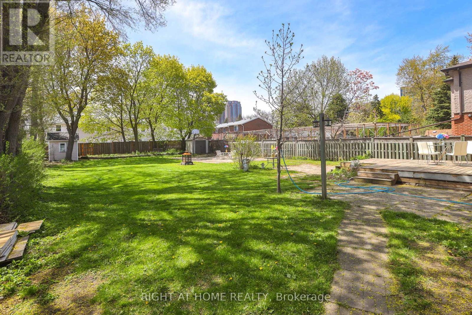 60 Aragon Avenue, Toronto, Ontario  M1T 1X9 - Photo 32 - E13125816