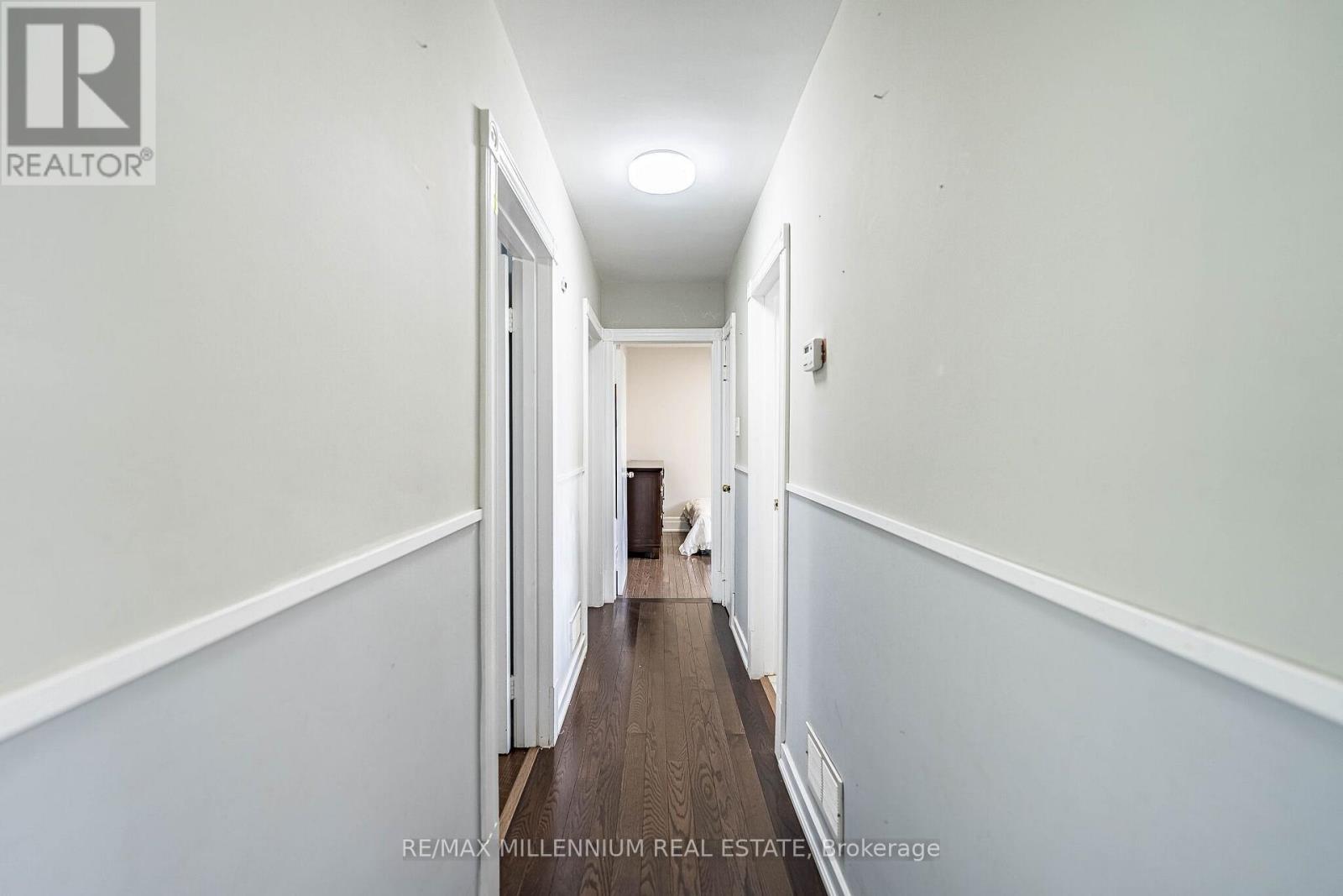 271 Thistle Down Boulevard W, Toronto, Ontario  M9V 1K6 - Photo 16 - W13165110