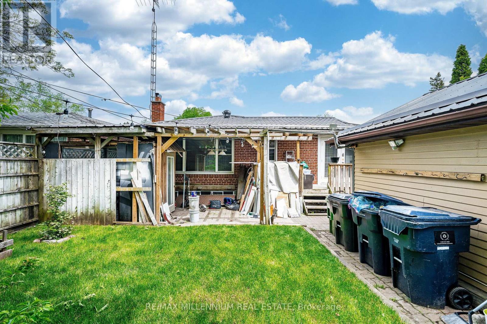271 Thistle Down Boulevard W, Toronto, Ontario  M9V 1K6 - Photo 49 - W13165110