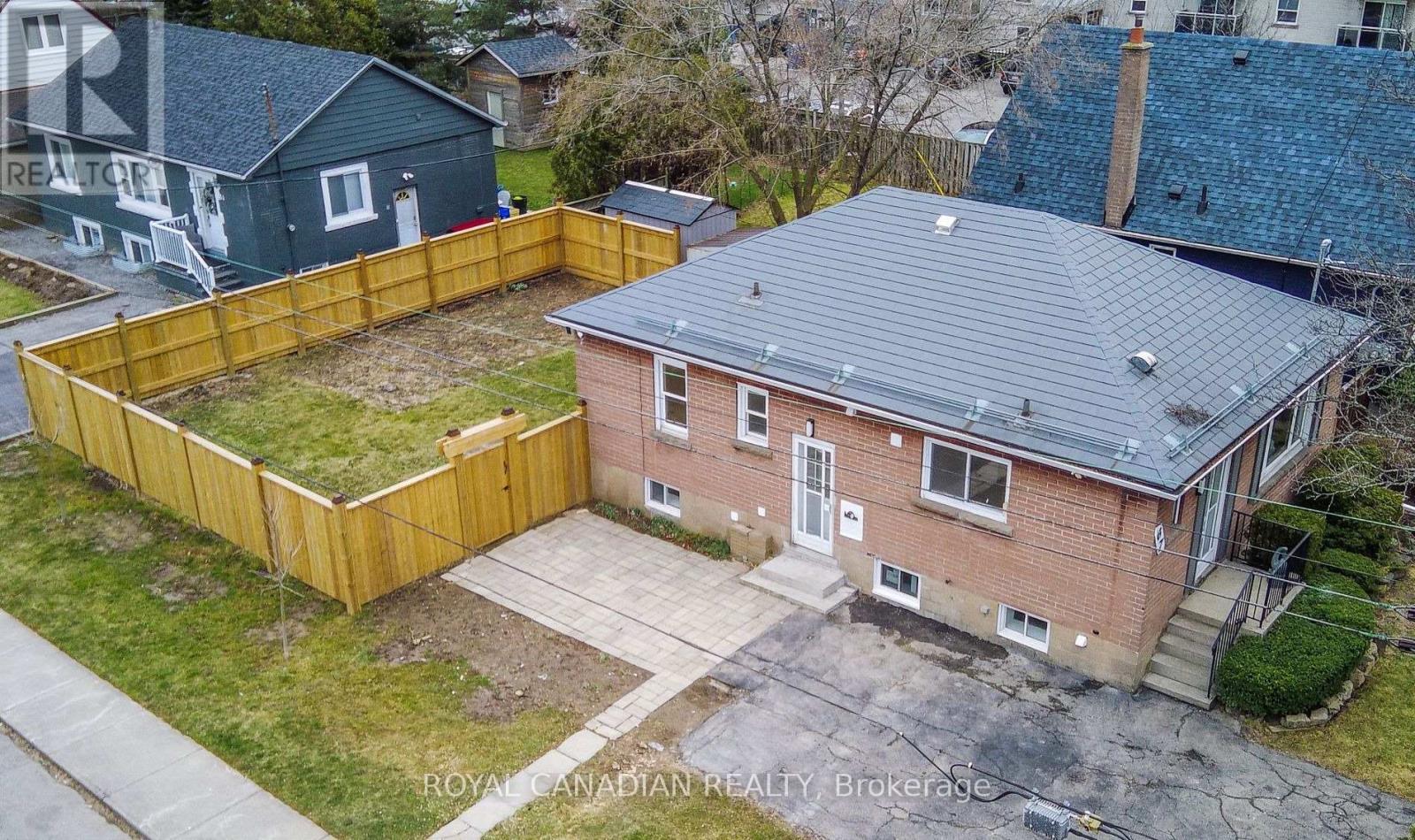 BSMT - 67 SEVEN OAKS DRIVE, Hamilton, Ontario