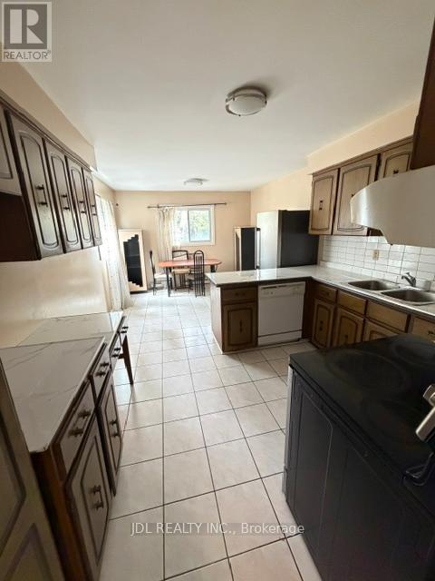 28 Harringay Crescent, Toronto, Ontario  M1W 1Z3 - Photo 10 - E12960540