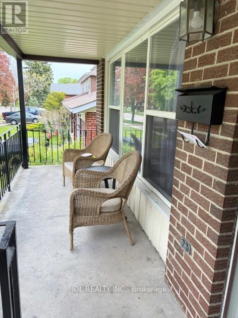 28 Harringay Crescent, Toronto, Ontario  M1W 1Z3 - Photo 6 - E12960540