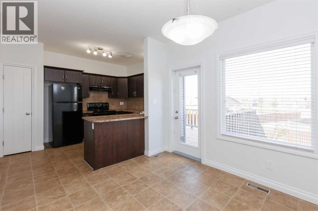 73 Piper Close, Blackfalds, Alberta  T4M 0G5 - Photo 4 - A2313535