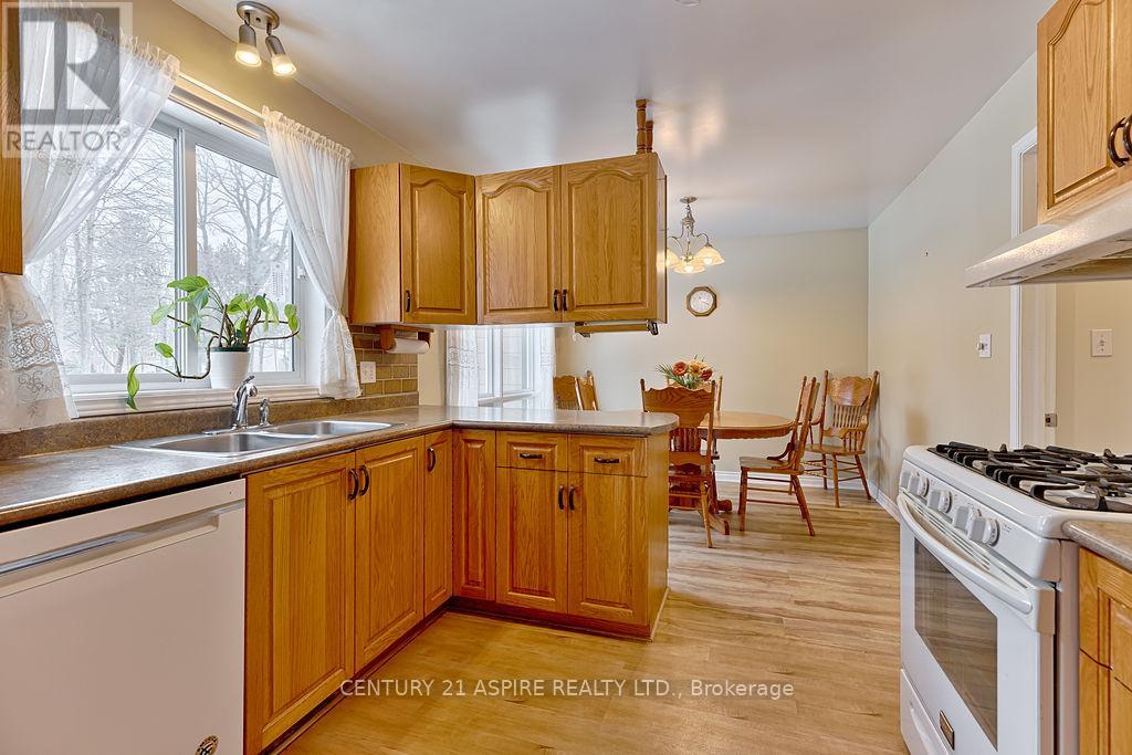 32 Country Lane, Petawawa, Ontario  K8H 3J9 - Photo 18 - X13167358