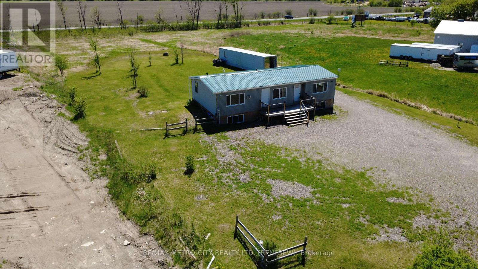 211 Elliott Crescent, Renfrew, Ontario  K7V 3Z2 - Photo 3 - X13167384