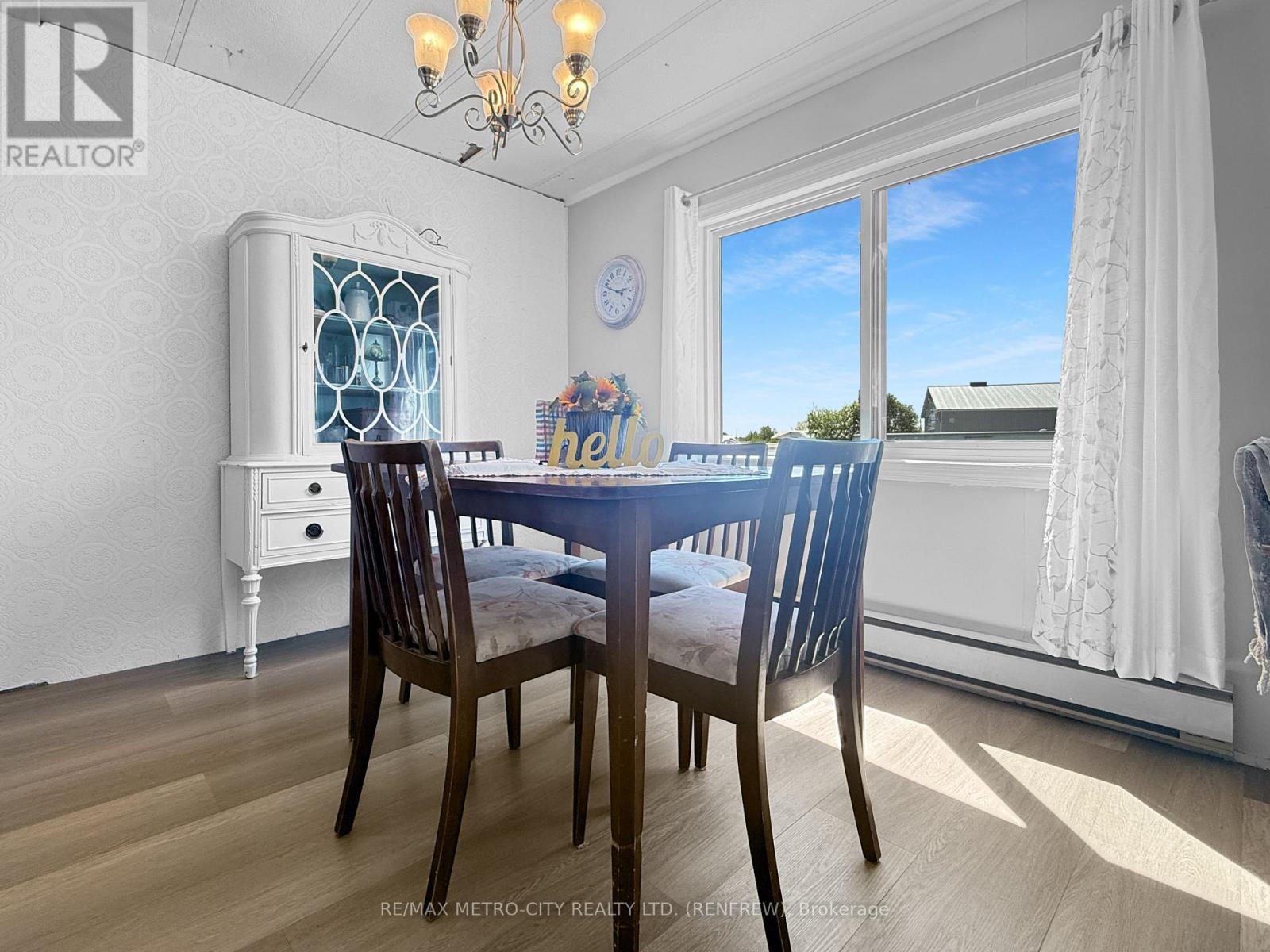 211 Elliott Crescent, Renfrew, Ontario  K7V 3Z2 - Photo 8 - X13167384
