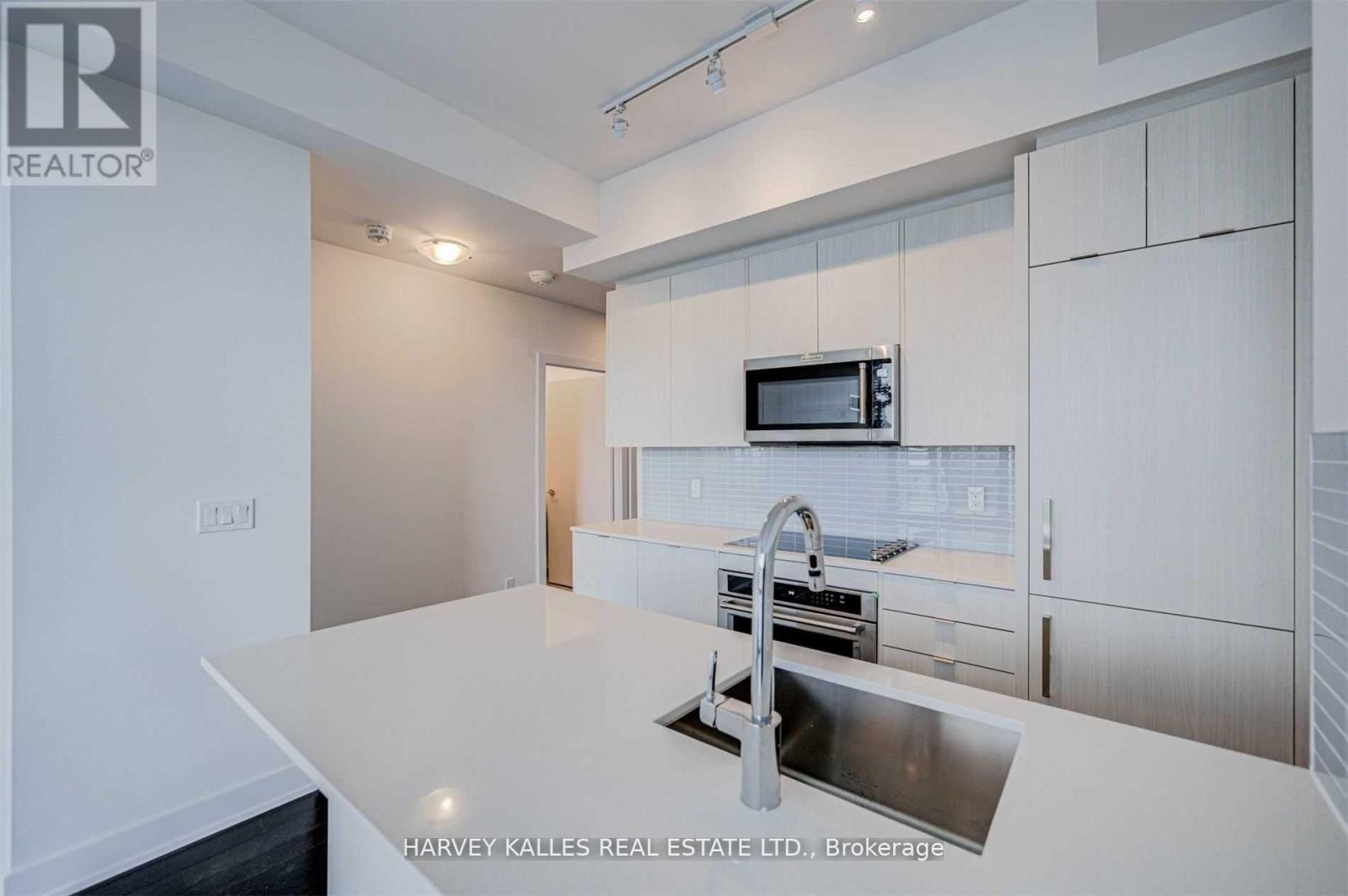 2305 - 181 Bedford Road, Toronto, Ontario  M5R 0C2 - Photo 10 - C13167348