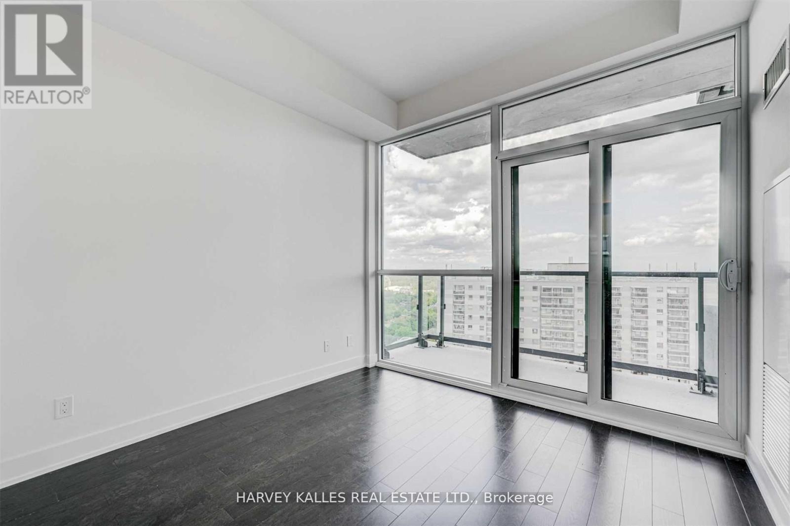 2305 - 181 Bedford Road, Toronto, Ontario  M5R 0C2 - Photo 12 - C13167348