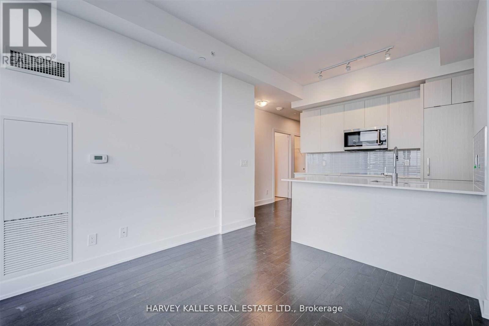 2305 - 181 Bedford Road, Toronto, Ontario  M5R 0C2 - Photo 14 - C13167348