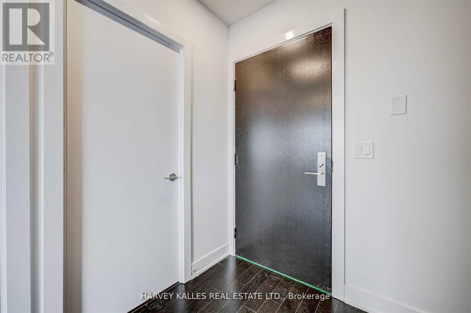 2305 - 181 Bedford Road, Toronto, Ontario  M5R 0C2 - Photo 4 - C13167348