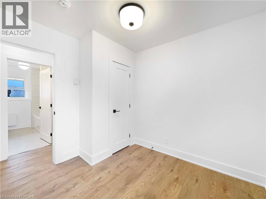 9 West Andrew Street, Burford, Ontario  N0E 1A0 - Photo 9 - 40832994