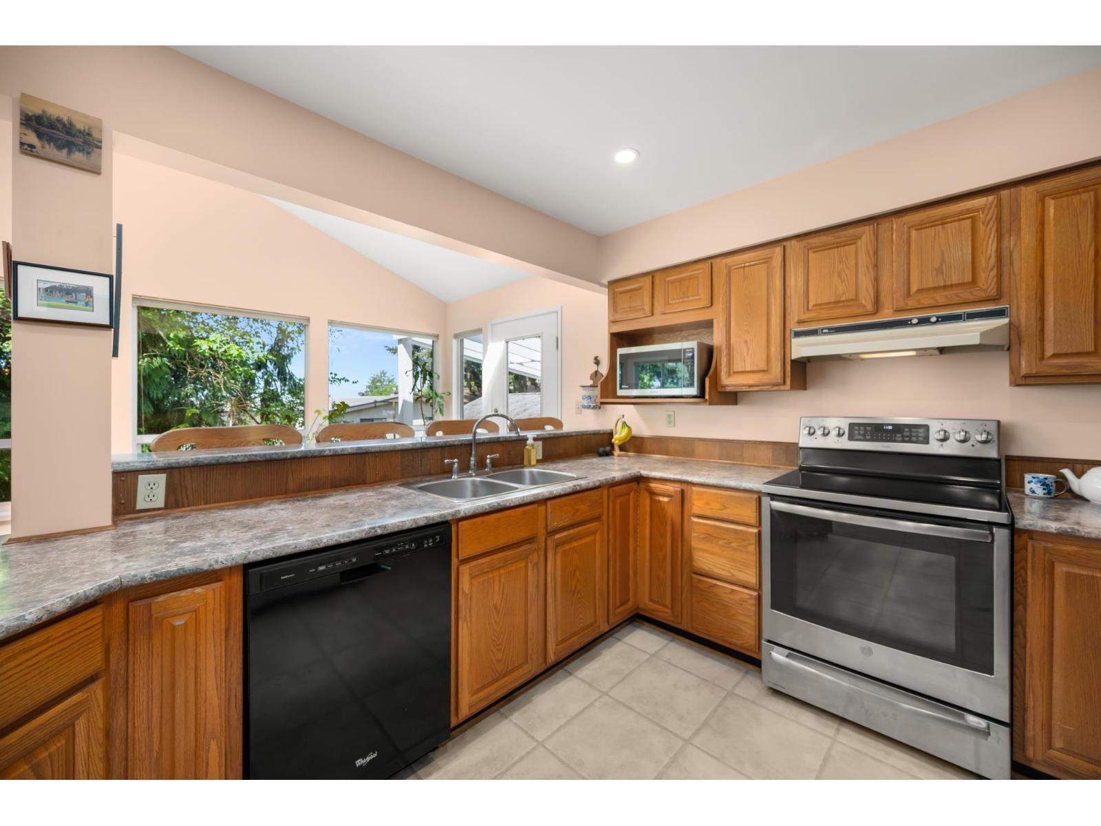 7457 Minster Dr. West, Delta, British Columbia V4C 4L8 - Photo 15 - R3122097