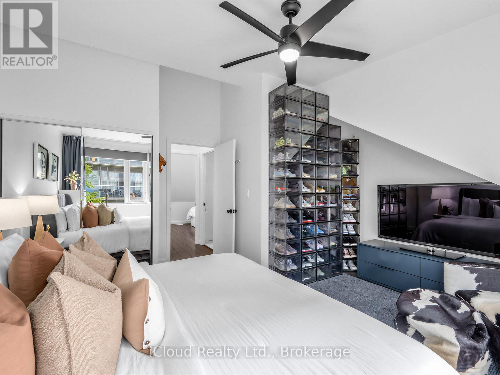 244 - 201 Carlaw Avenue, Toronto, Ontario  M4M 2S1 - Photo 27 - E13135284