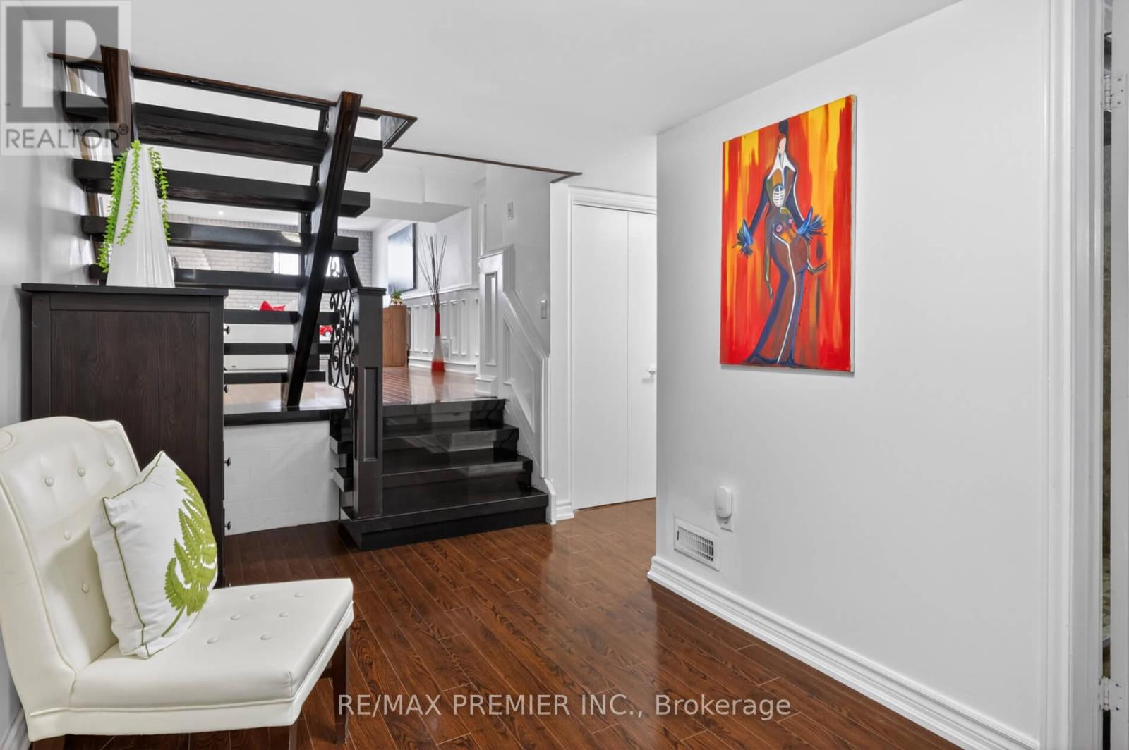 21 Forest Circle Court, Vaughan, Ontario  L4L 1N8 - Photo 28 - N13167386