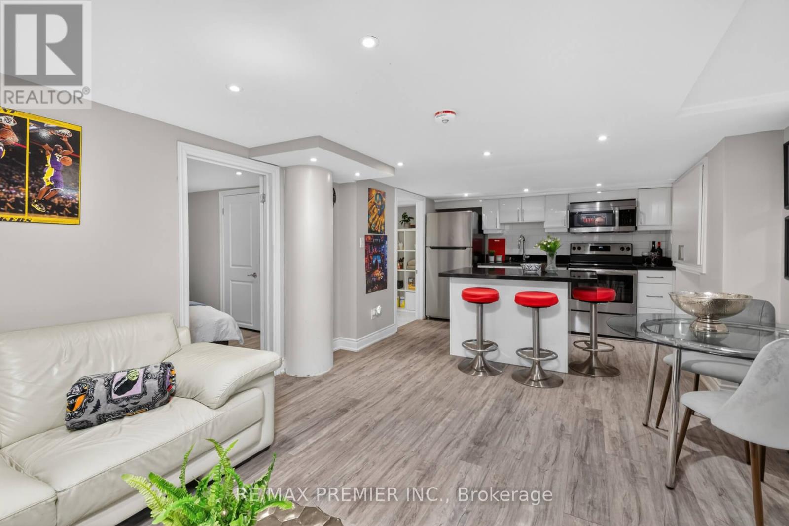 21 Forest Circle Court, Vaughan, Ontario  L4L 1N8 - Photo 33 - N13167386