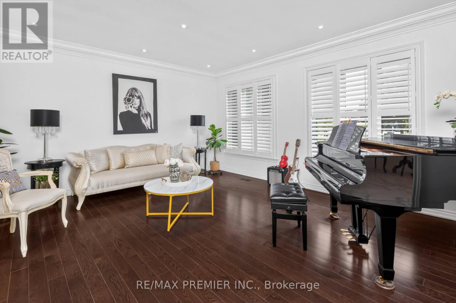 21 Forest Circle Court, Vaughan, Ontario  L4L 1N8 - Photo 4 - N13167386