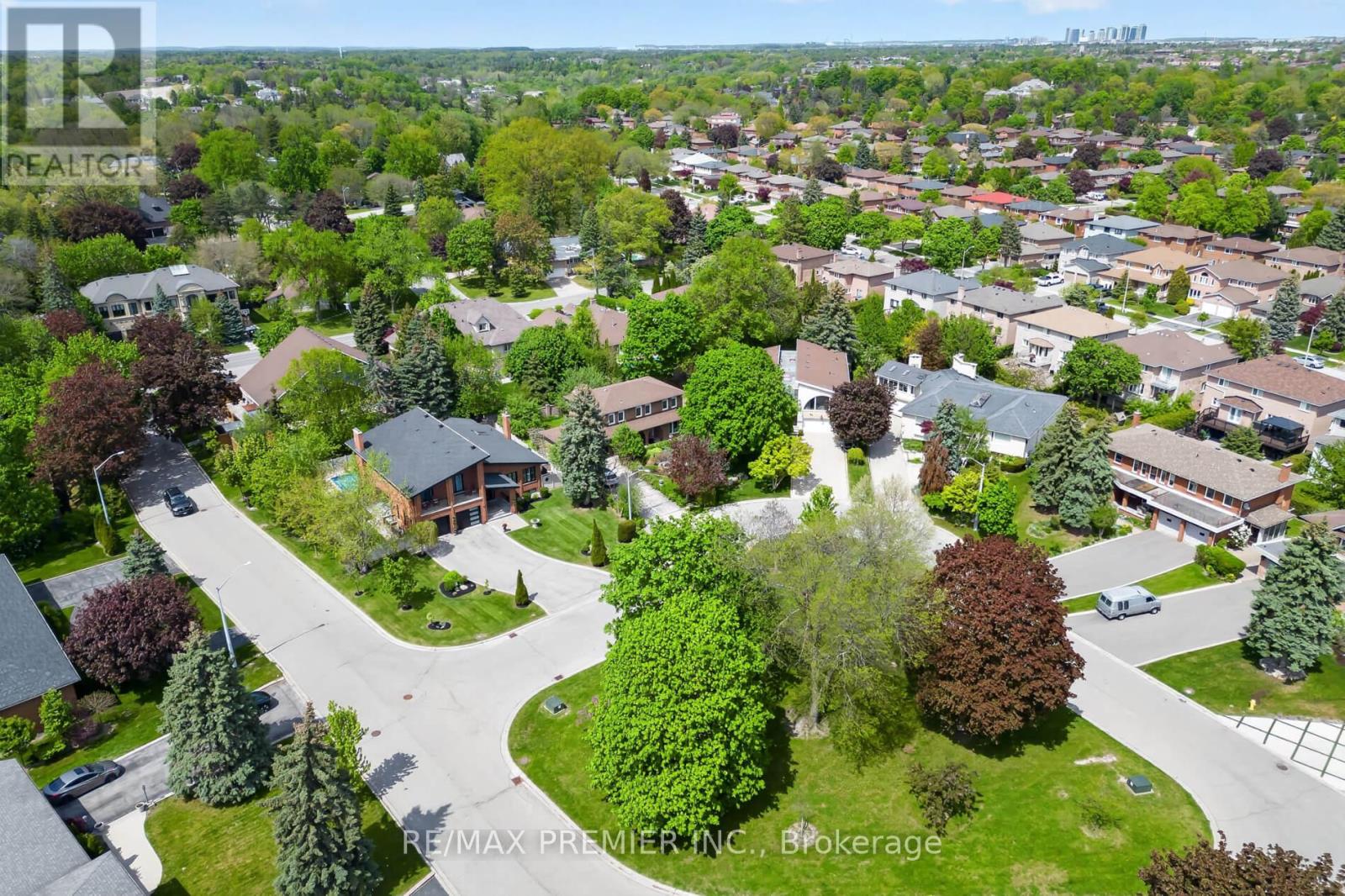 21 Forest Circle Court, Vaughan, Ontario  L4L 1N8 - Photo 48 - N13167386