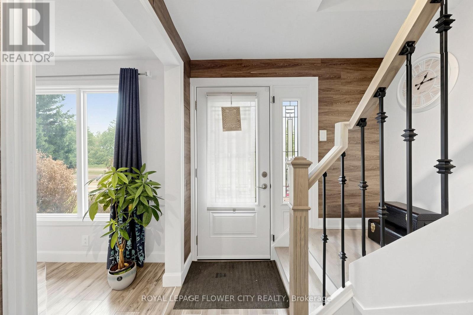 206 Mcmurchy Avenue W, Brampton, Ontario  L6Y 1Z3 - Photo 6 - W13167336