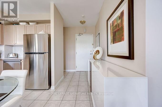 403 - 200 Burnhamthorpe Road, Mississauga, Ontario  L5A 4L4 - Photo 10 - W13167338