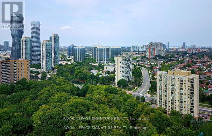 403 - 200 Burnhamthorpe Road, Mississauga, Ontario  L5A 4L4 - Photo 2 - W13167338