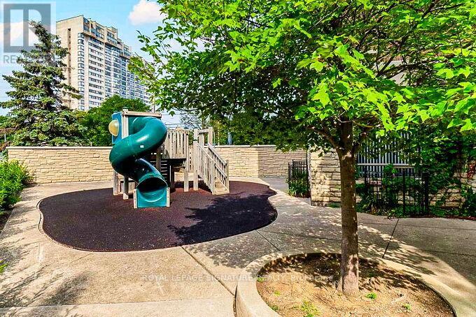 403 - 200 Burnhamthorpe Road, Mississauga, Ontario  L5A 4L4 - Photo 40 - W13167338