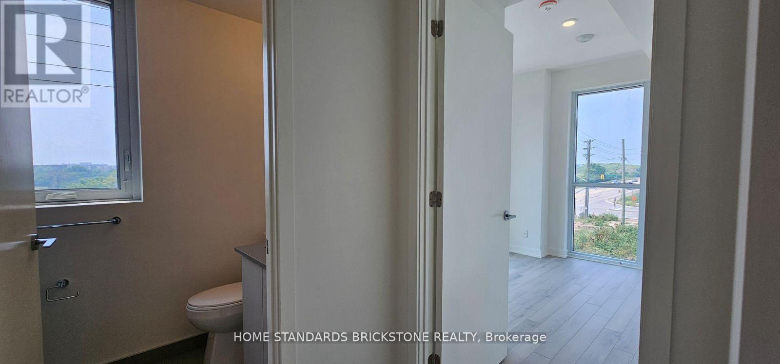 304 - 3079 Trafalgar Road, Oakville, Ontario  L6H 8C5 - Photo 10 - W13167354