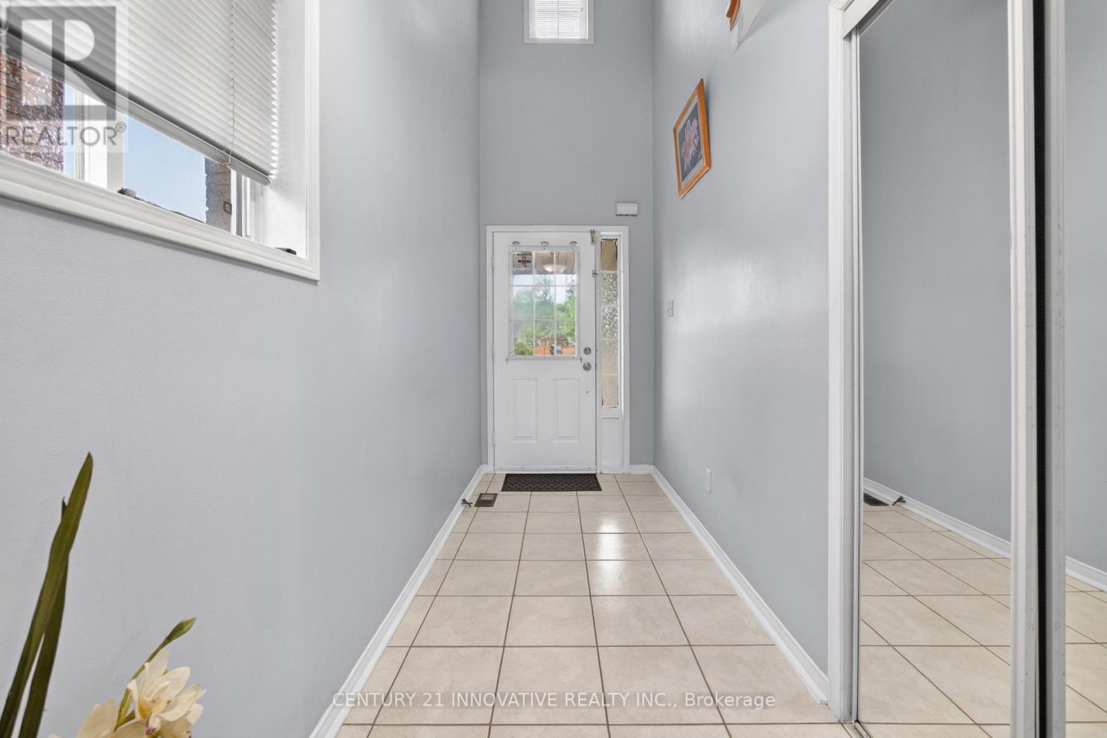 700 Rossellini Drive, Mississauga, Ontario  L5W 1L1 - Photo 5 - W13167382