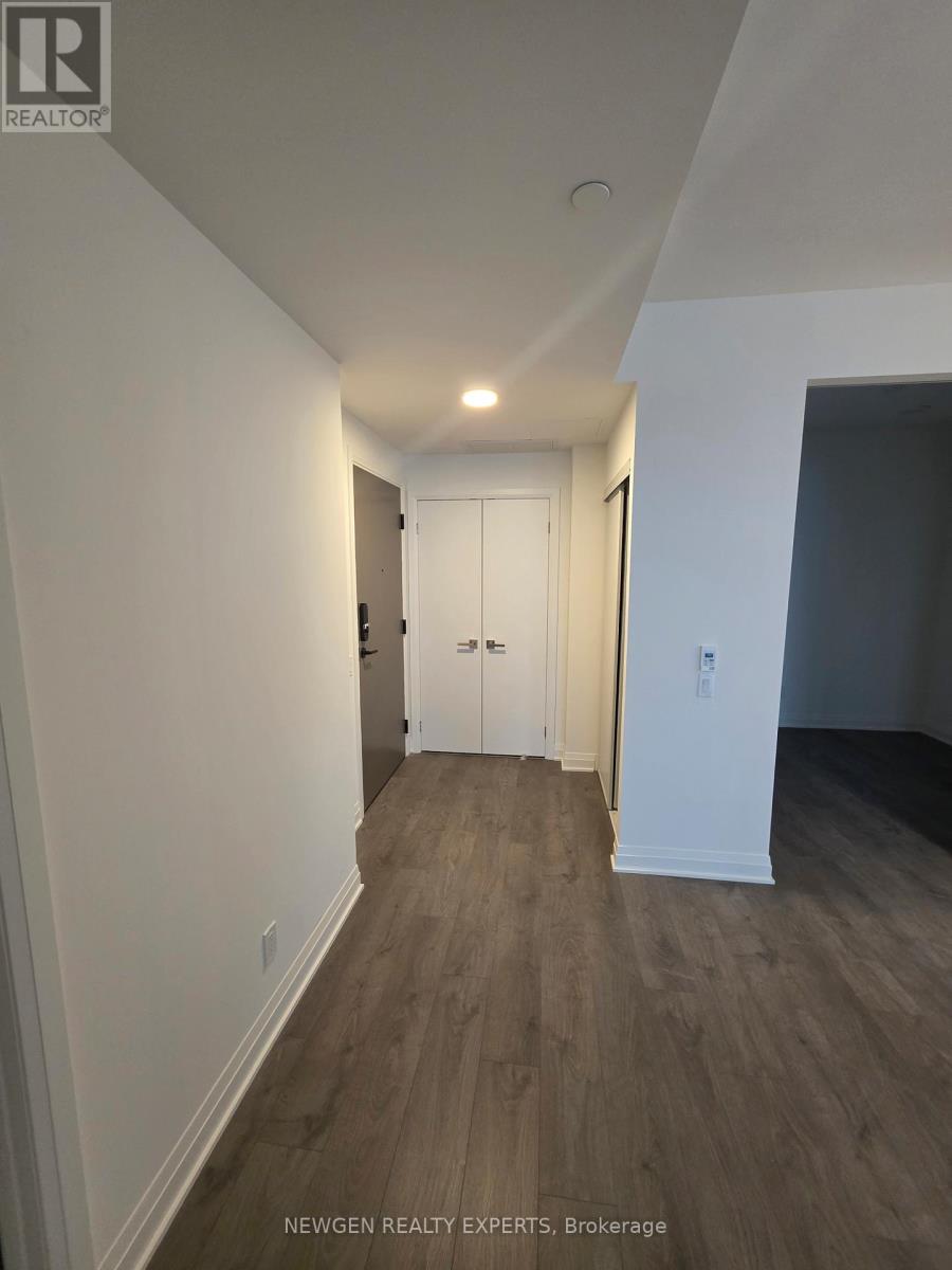 5706 - 4015 The Exchange, Mississauga, Ontario  L5B 0N9 - Photo 3 - W13167392