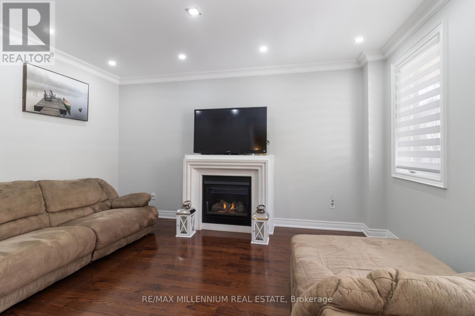 6 Trentonian Street, Brampton, Ontario  L6R 3W2 - Photo 27 - W13167394