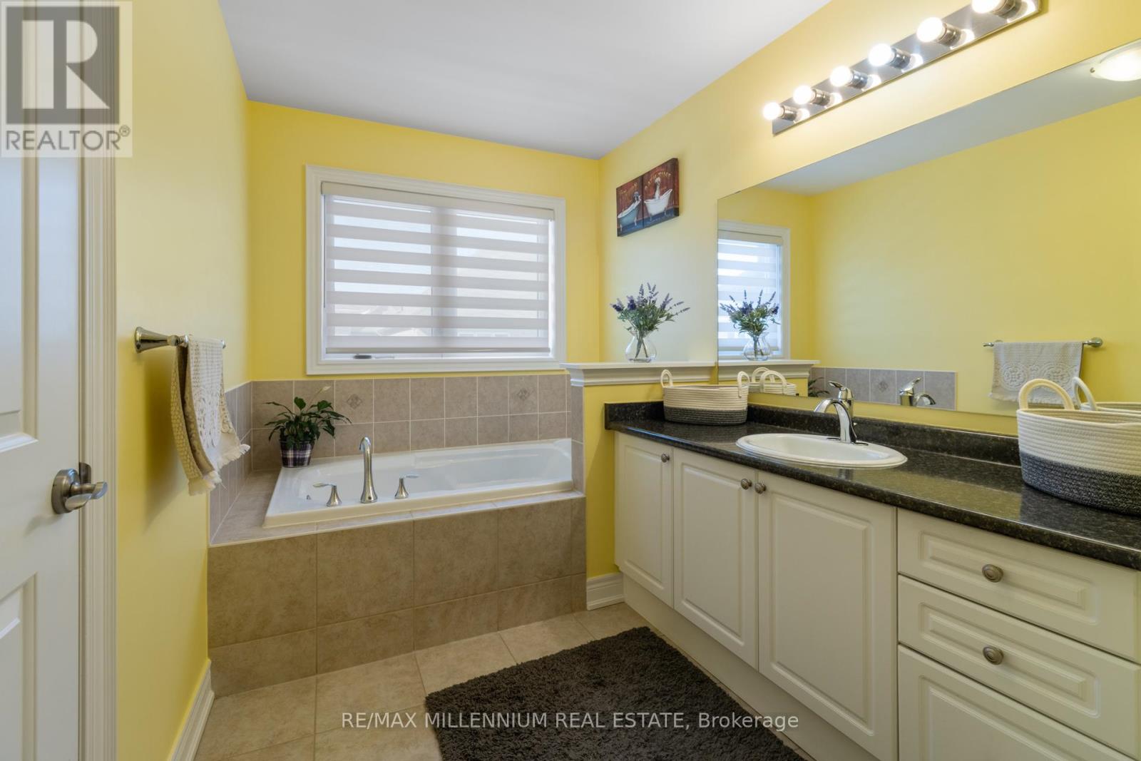 6 Trentonian Street, Brampton, Ontario  L6R 3W2 - Photo 42 - W13167394