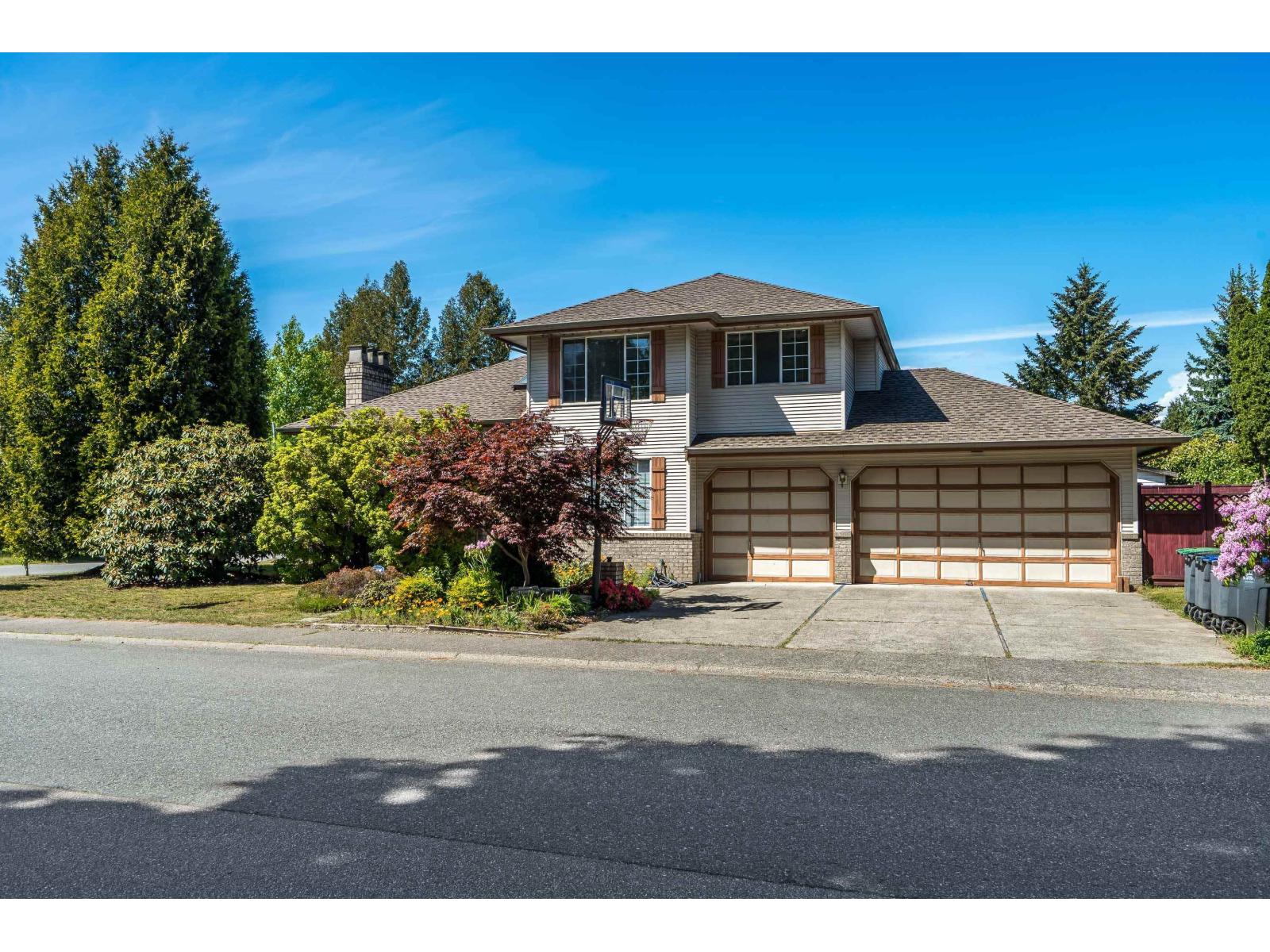 15911 111 AVENUE, Surrey, British Columbia