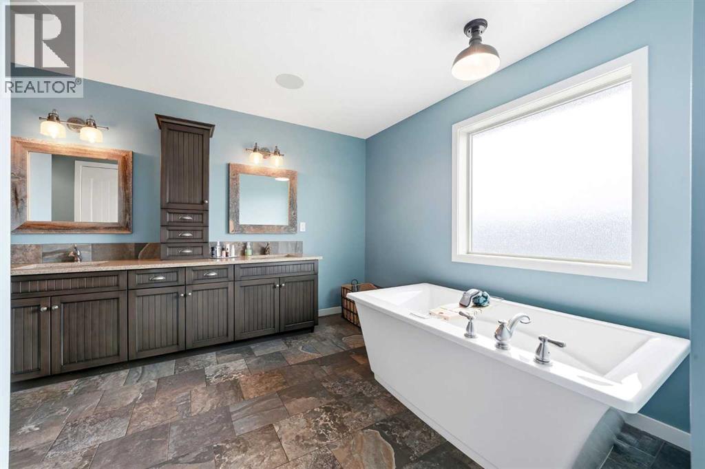 6 Ranchers Manor, Okotoks, Alberta  T1S 0G5 - Photo 19 - A2304435