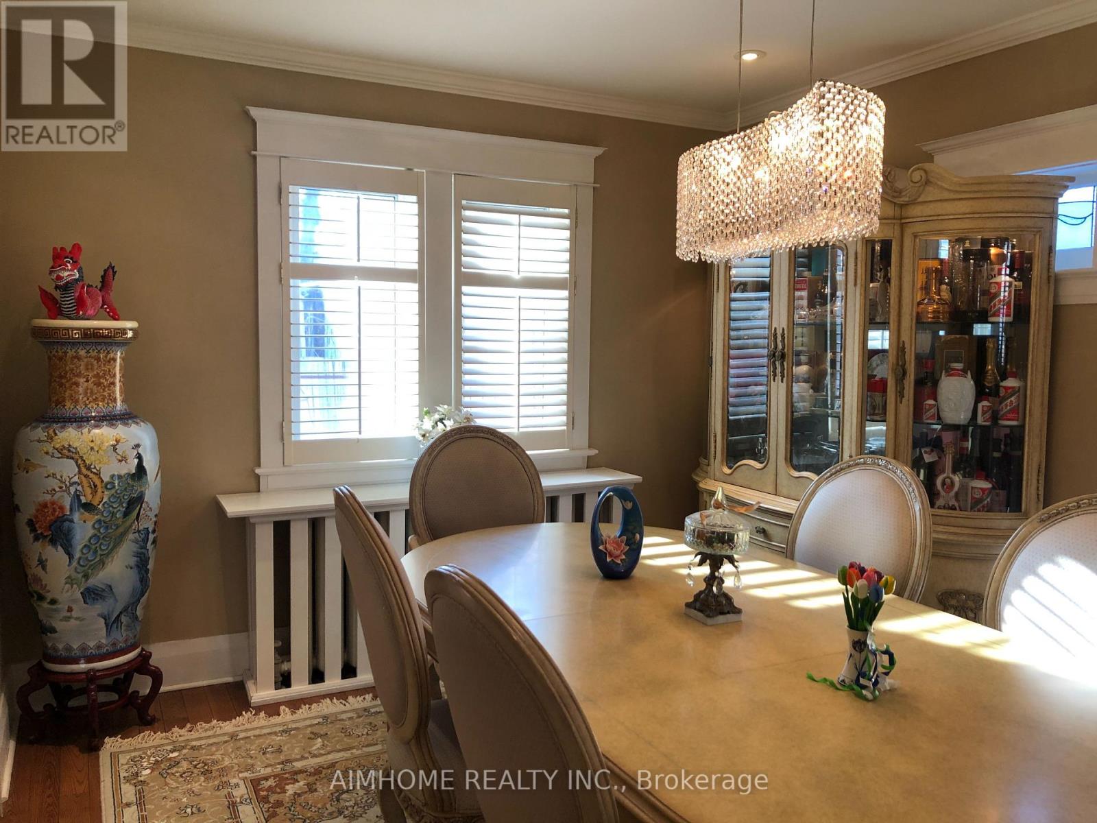 268 Jedburgh Road, Toronto, Ontario  M5M 3K4 - Photo 10 - C12852700