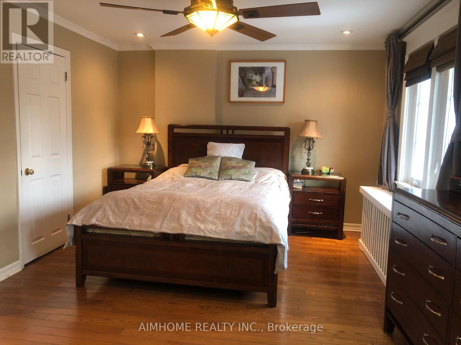 268 Jedburgh Road, Toronto, Ontario  M5M 3K4 - Photo 21 - C12852700