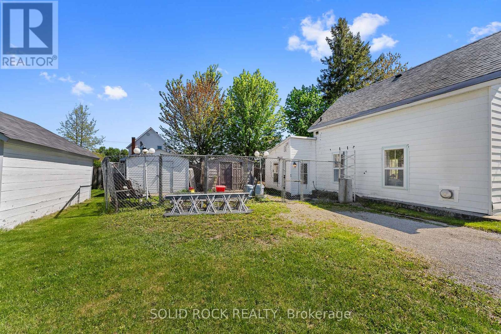38 Hugh Street S, Arnprior, Ontario  K7S 2V6 - Photo 3 - X13167416
