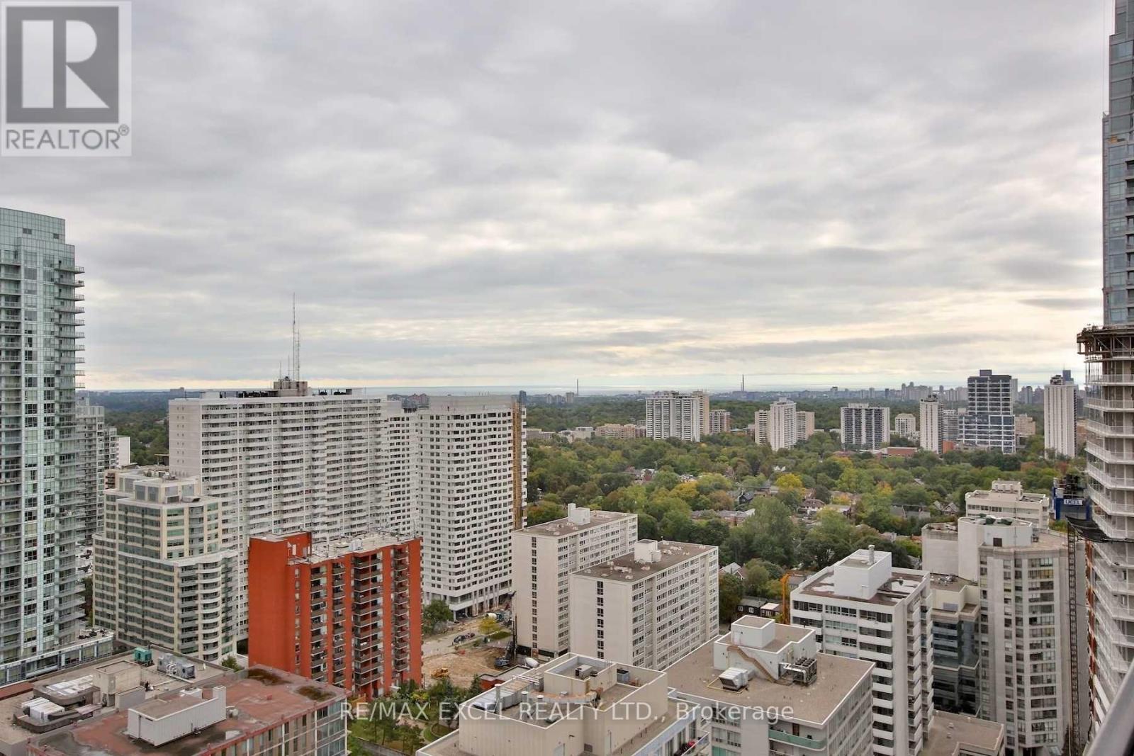2407 - 8 Eglinton Avenue E, Toronto, Ontario  M4P 0C1 - Photo 12 - C13167402