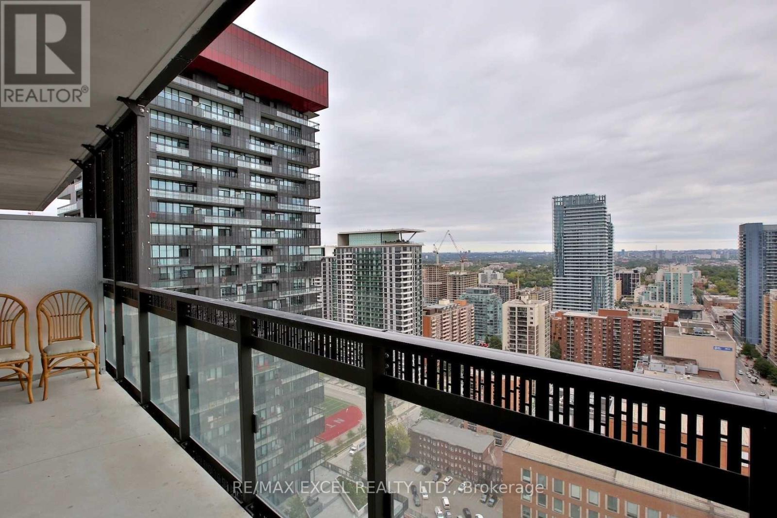 2407 - 8 Eglinton Avenue E, Toronto, Ontario  M4P 0C1 - Photo 13 - C13167402