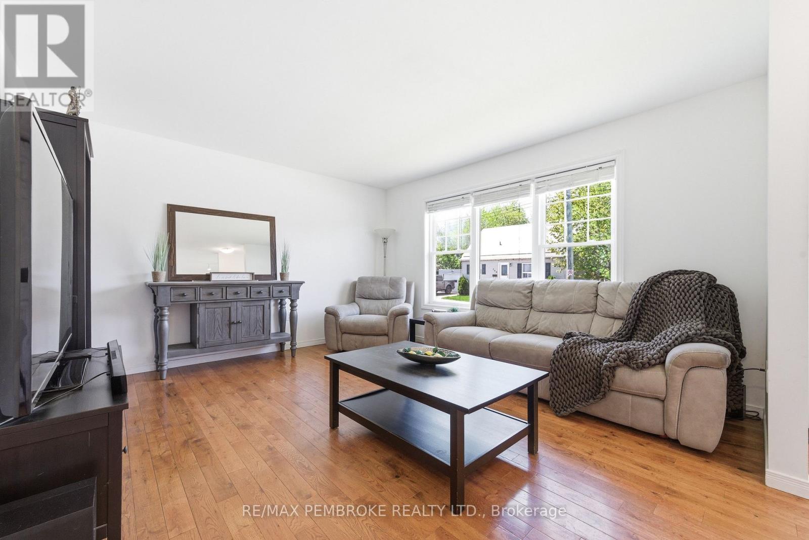 257 Fraser Street, Pembroke, Ontario  K8A 1X9 - Photo 17 - X13161760