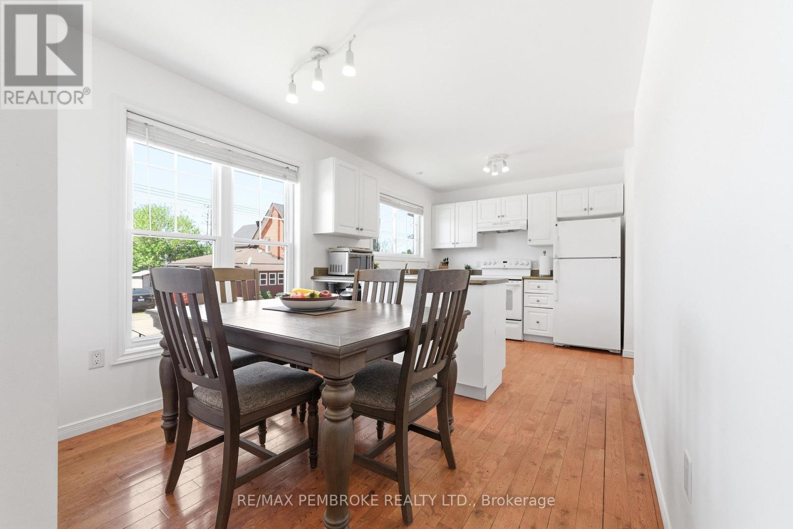 257 Fraser Street, Pembroke, Ontario  K8A 1X9 - Photo 14 - X13161760