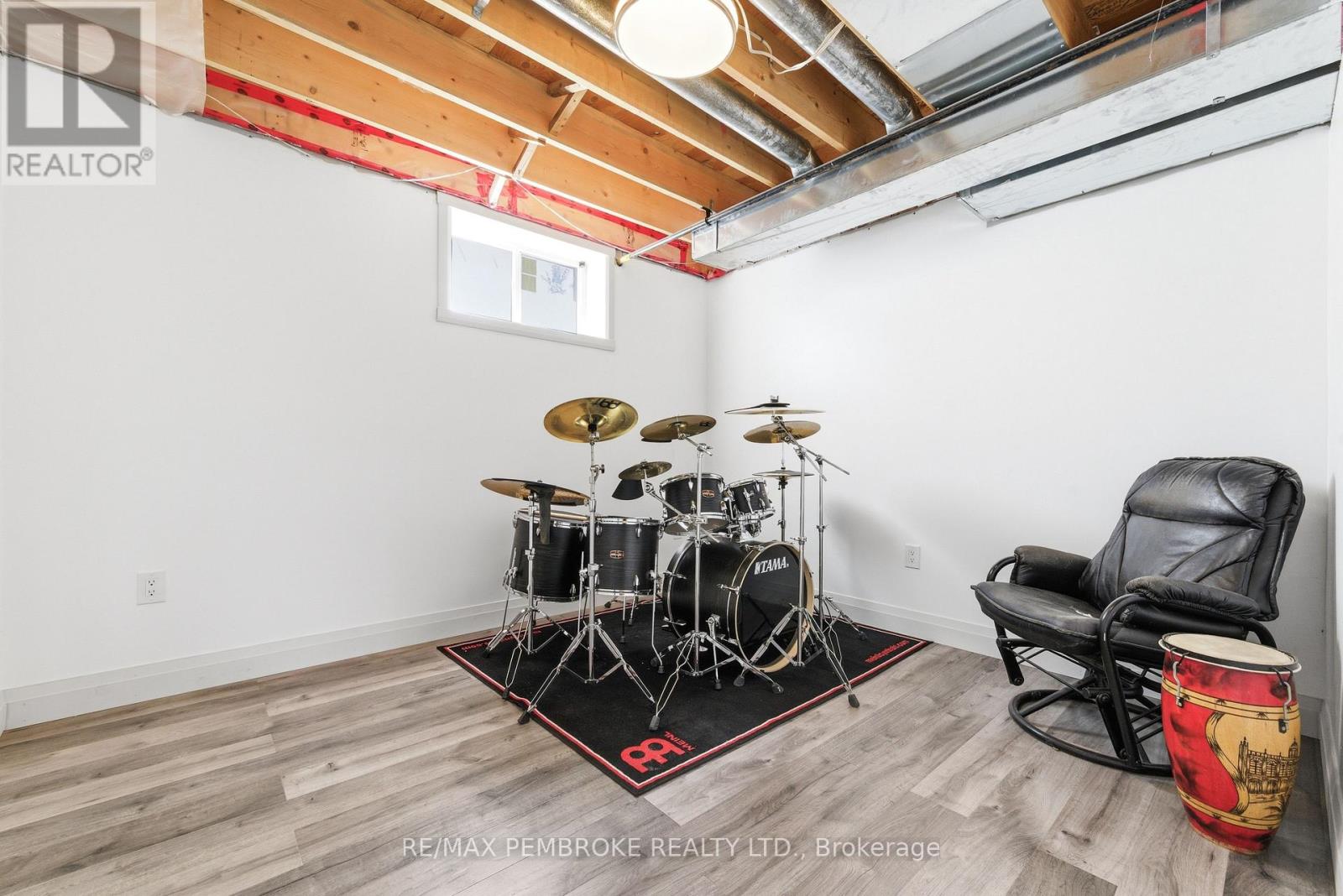 257 Fraser Street, Pembroke, Ontario  K8A 1X9 - Photo 35 - X13161760