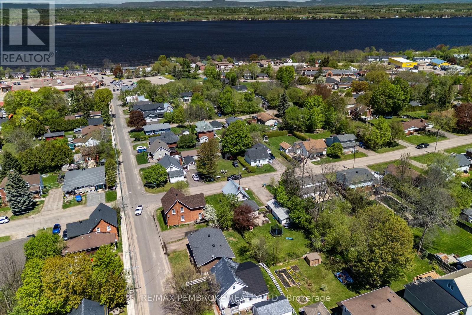 257 Fraser Street, Pembroke, Ontario  K8A 1X9 - Photo 6 - X13161760