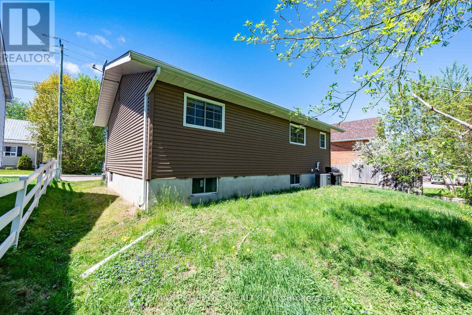 257 Fraser Street, Pembroke, Ontario  K8A 1X9 - Photo 47 - X13161760