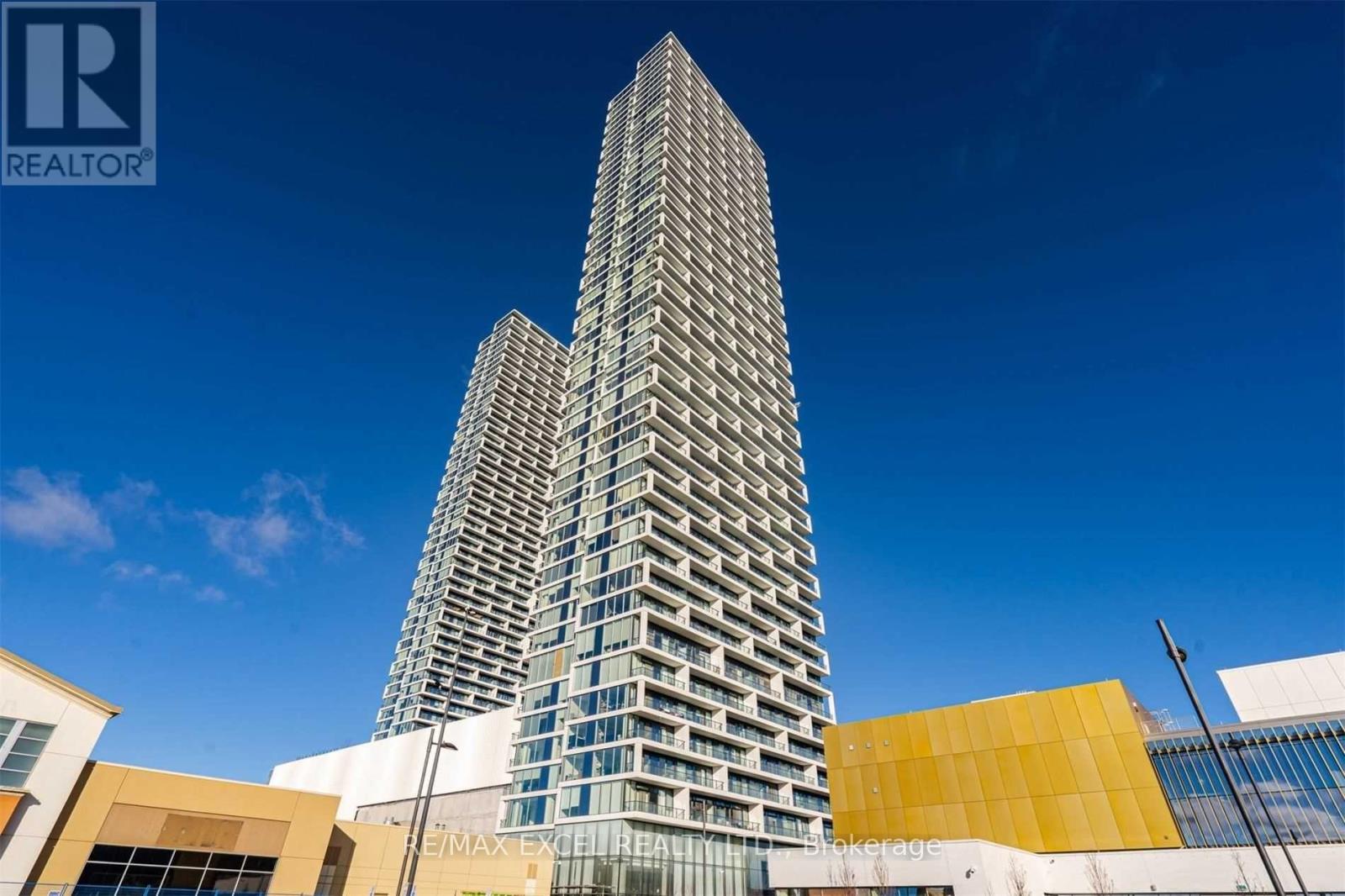 4910 - 5 BUTTERMILL AVENUE, Vaughan, Ontario