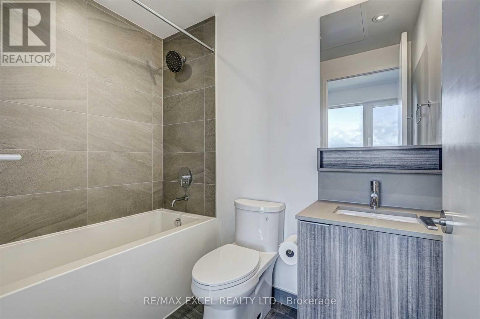 4910 - 5 Buttermill Avenue, Vaughan, Ontario  L4K 0J5 - Photo 8 - N13167404