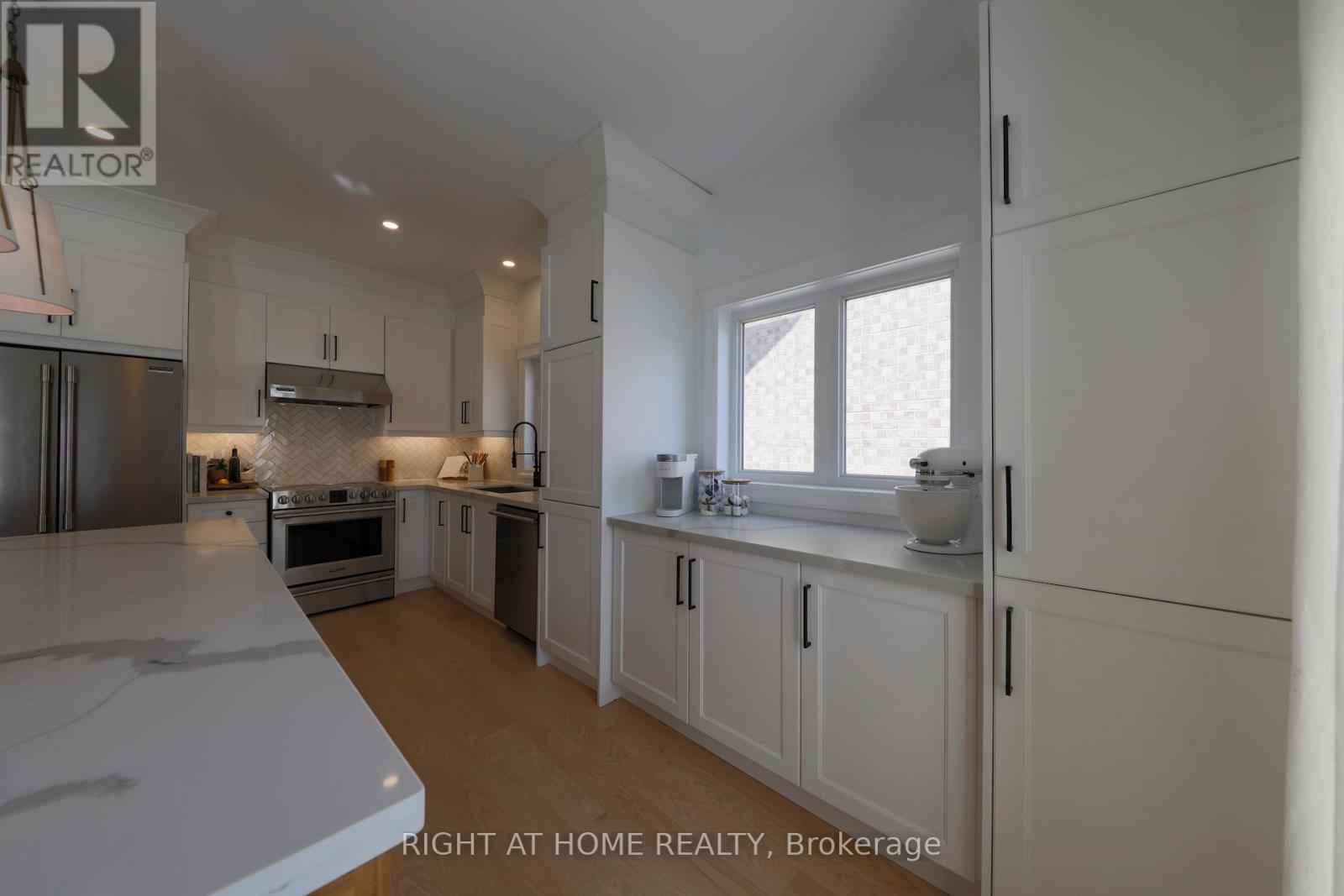 3342 Moses Way, Burlington, Ontario  L7M 0L5 - Photo 12 - W13167406