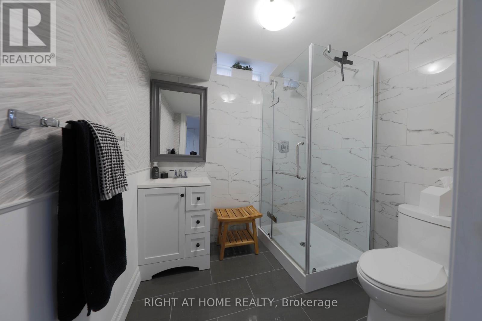 3342 Moses Way, Burlington, Ontario  L7M 0L5 - Photo 40 - W13167406