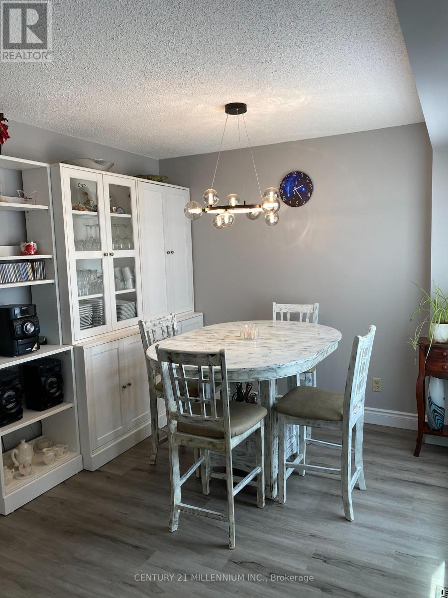 34 Gardenia Way, Caledon, Ontario  L7C 1B2 - Photo 10 - W13167420