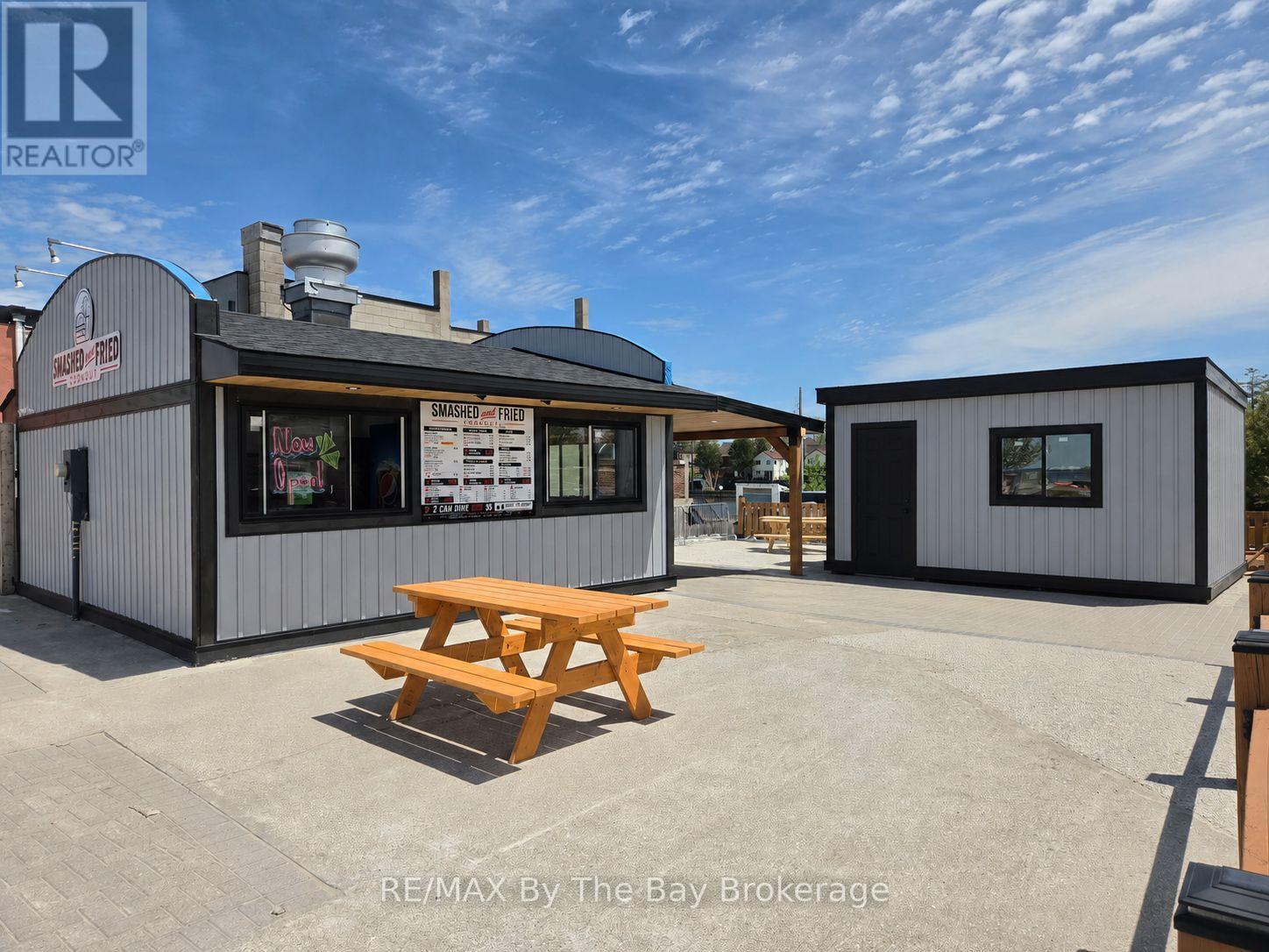 #2 - 35 MOSLEY STREET, Wasaga Beach, Ontario