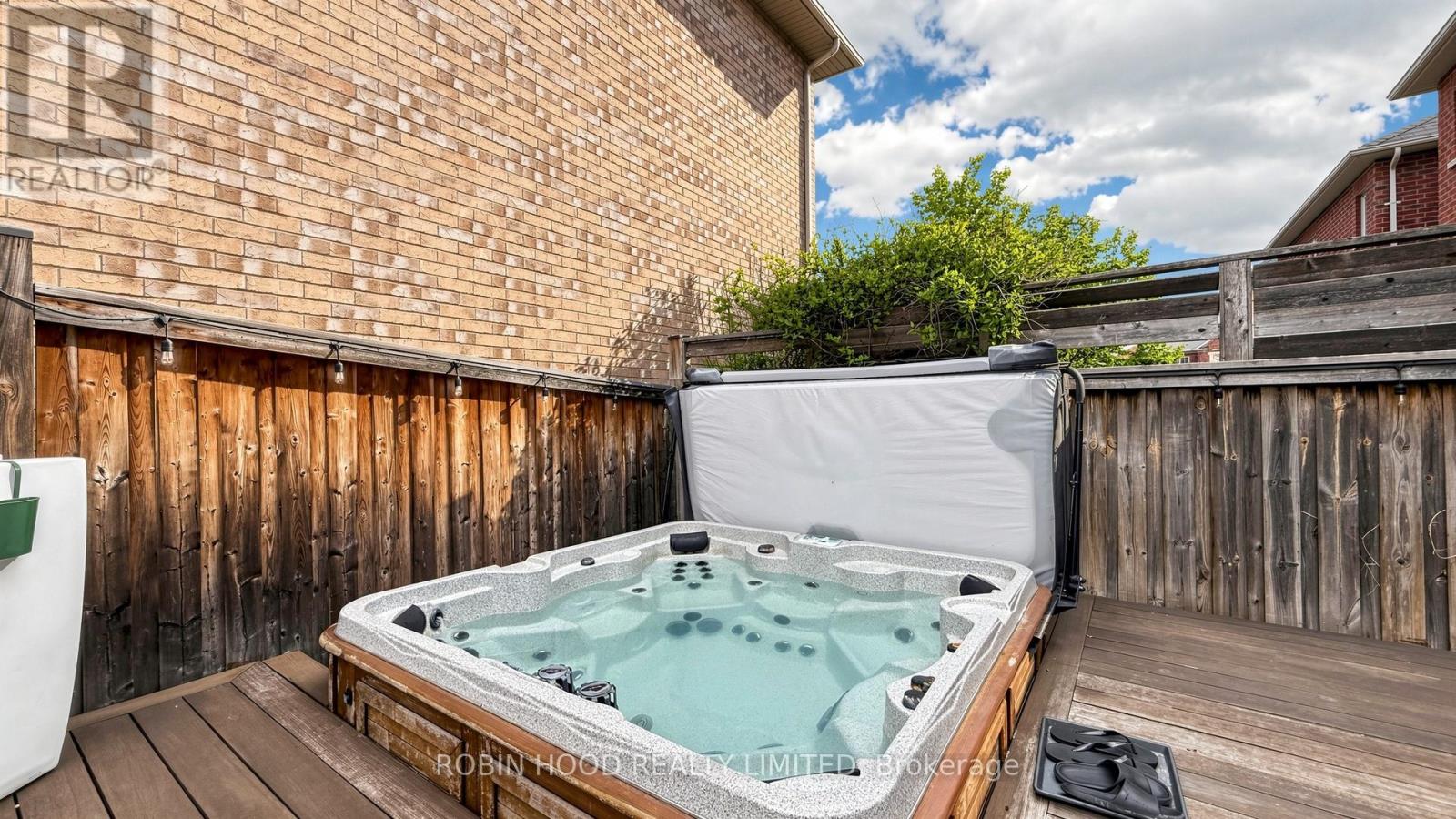 3307 Granite Gate, Burlington, Ontario  L7M 0L7 - Photo 9 - W13130174